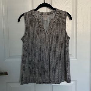 Off White & Dark Navy Blue T-Shirt